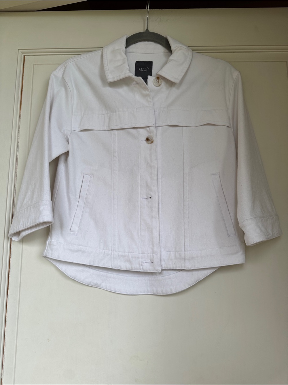 New Without Tag White Cropped Cotton Jean Jacket With Three Quarter Sleeve